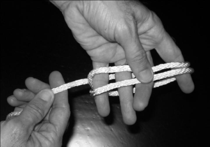 The Carry Knot The carry knot is designed as a method to attach a five foot segment of rope to a D Ring and carry