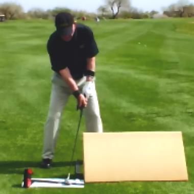 There is NO lagging of the clubhead behind the hands.