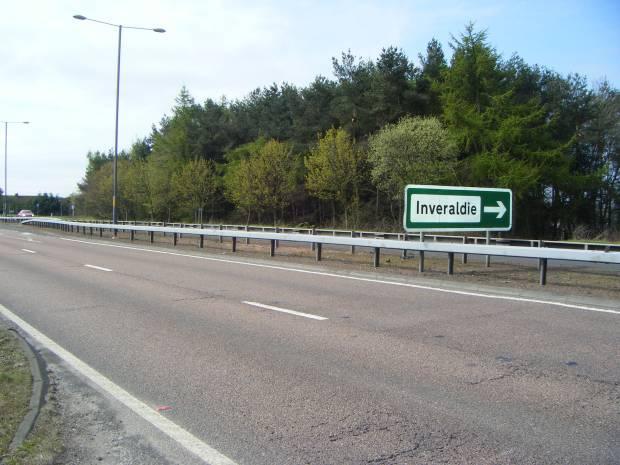 Page: 16 6.4 The existing advanced directional signage for southbound traffic on the A90 is not well positioned.