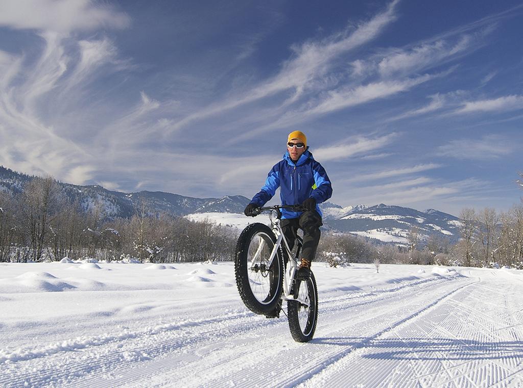 FAT BIKE The possibility to bike every Saison For those who love to bike not only during the summer months. Even during the winter season it is possible to make a bike tour.