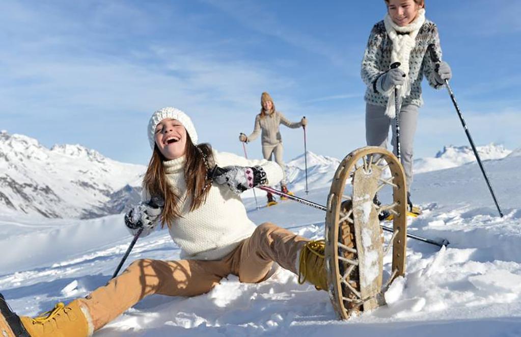 Practical Information #ClubMedLesDeuxAlpes Facilitate your arrival with Easy Arrival Ski/Snowboard lessons, online subscription - Ski/Snowboard equipment prepared in advance - Children's clubs,