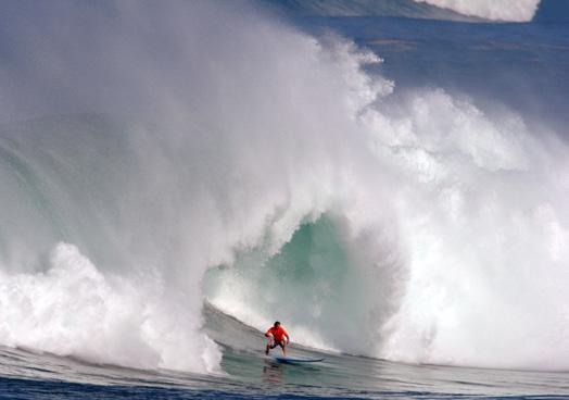 Surfing on Hawaiian beaches Hawaii, alongside Polynesia, is the cradle of surfing.