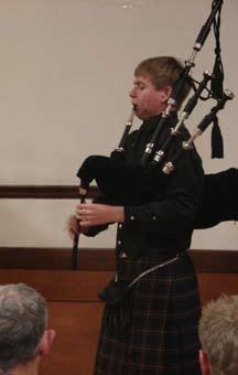 He played a selection of tunes inspired by some of his favorite pipers. As an example of these were Kyleigh s Lullaby, and New Year in osa.