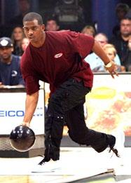 bowling bragging rights over National Basketball Association rival and tournament host Chris Paul in the inaugural Chris Paul PBA Celebrity Invitational which aired on ESPN on Oct. 19, 2008.