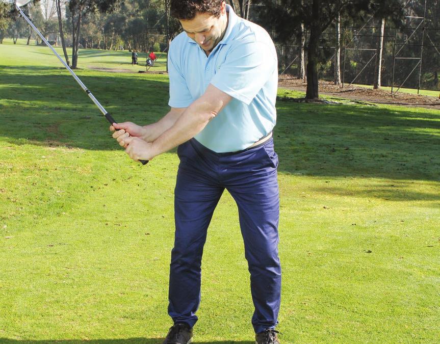 BioSwing Hips slide lateraly. The rear leg is from the target Forms the stacked or spinning out, only a lateral slide.