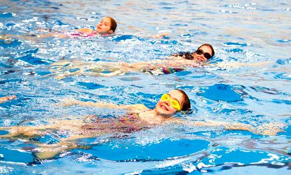SPRING INTO SUMMER SWIMMING! Get ready for summer. Register for one of our accelerated spring programs. Parent and Tot (2-3 yrs.