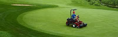 P a g e 2 COURSE MANAGEMENT Members may have heard that James Peace our Head Greenkeeper for some thirty years has resigned his position. This is a big change both for Jim and the Club.