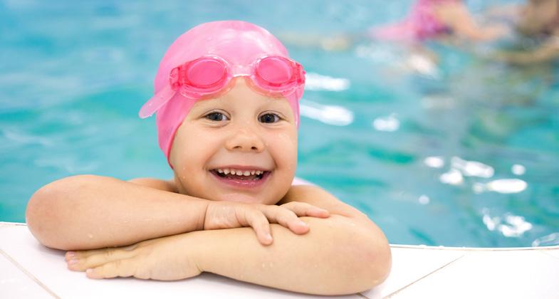 HERONS LEISURE CENTRE William Street, Herne Bay, Kent CT6 5NX (01227) 742102 Please pick up a swimming timetable for details of restrictions / closures of the main and small pool during the holiday