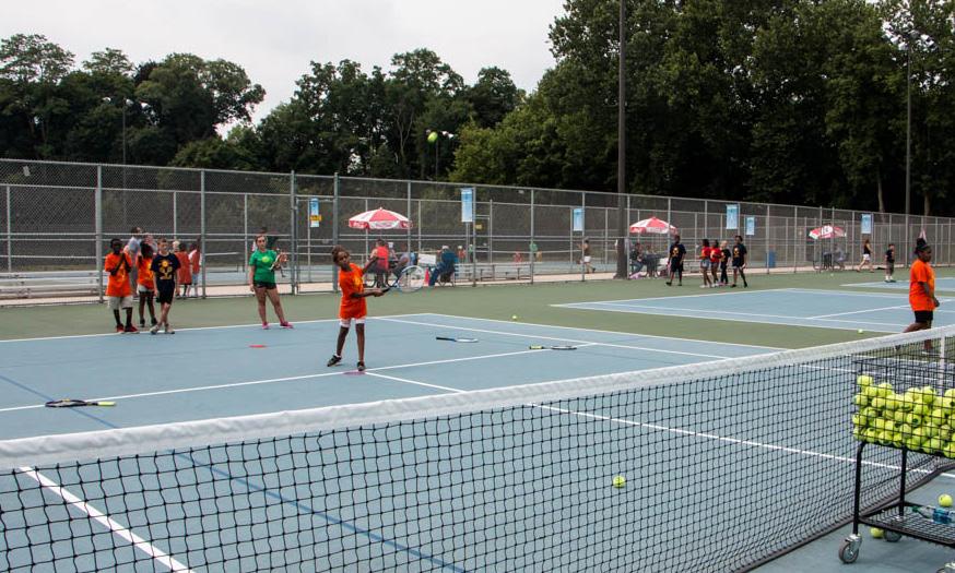 YOUTH & FAMILY SATELLITE SITES Dates: TBD The South Bend Venues Parks & Arts Department is pleased to offer FREE Tennis Lessons at area parks.