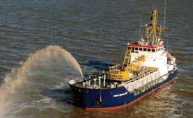 dredging depth max 200 m mixture capacity max 6,000 m³/h deck footrpint 600 m² weight 700 t installed 5,000 kw dredge pump