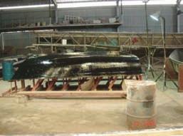 32 Fishing boat construction: 4. Building an undecked fibreglass reinforced plastic boat Making the mould Most moulds in common use are female moulds.