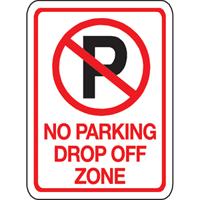 Traffic Management in Bandon RFC on Saturday Mornings Please help us by not parking in the upper tarmac area and also keep a two way system free for exiting and entering the club.