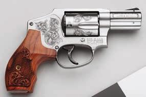 0 Barrel MACHINE ENGRAVING Smith & Wesson now offers machine-engraved fi rearms from