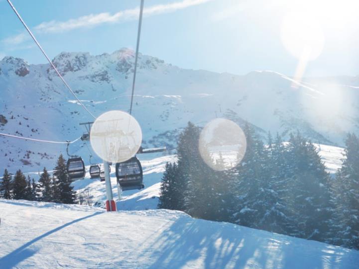 In December 2018, Les Arcs Panorama will open its doors for you to enjoy its modern architecture and wide-open views.