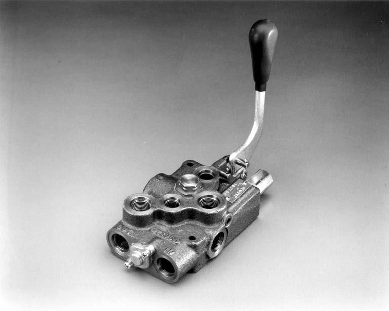 Model 1617 Description Single spool directional control valve with parallel circuitry. 38 l/min [10 US gal/min] maximum flow. 207 bar [3000 psi] maximum pressure.