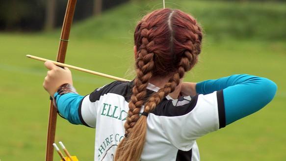 Rosie Elliott won the Ladies U14 Longbow title and also overall Champion with a score of 448, which is a new UK record, beating the old one that had stood for 16 years.