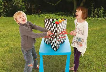 the Hole. Ideal for children s parties or with friends at the barbeque. 1 Giant snakes & ladders mat. 8 Ground pegs.