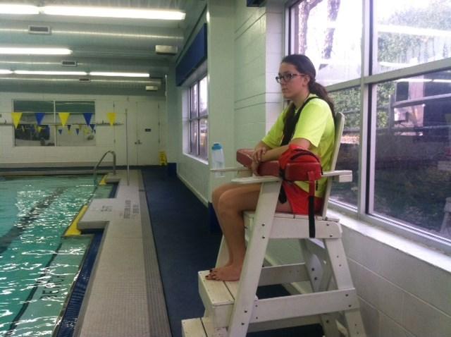 Mecklenburg County Park & Recreation Starfish Aquatics Institute STARGUARD Program Conducted by Mecklenburg County Park and Recreation Department Staff FULL LIFEGUARD TRAINING COURSES FEE Ages 15 and
