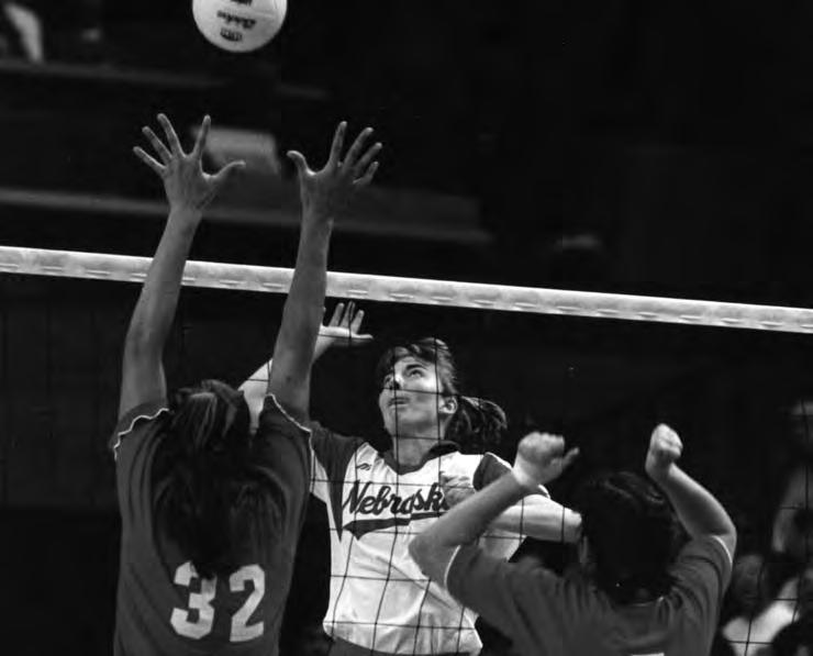 HISTORY Billie Winsett was the 1996 NCAA Woman of the Year and a captain on Nebraska s 1995 national title team. Domino's Pizza Classic - Albuquerque, N.M. - @ Aug.