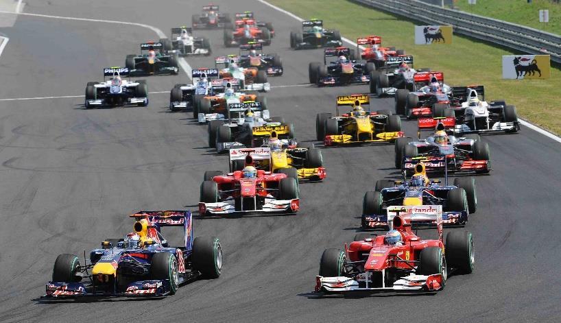 F1 je riadená Medzinárodnou automobilovou federáciou FIA, ktorá sídli v Paríži. Súčasným prezidentom je Jean Todt.