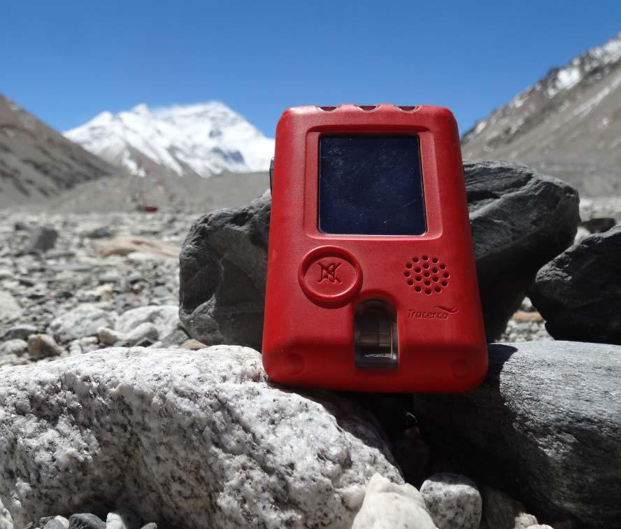 Everest climb dose measurement Detectors selected Tracerco T404 Personal Electronic Dosemeter Single Energy Compensated Geiger Müller Tube Able to