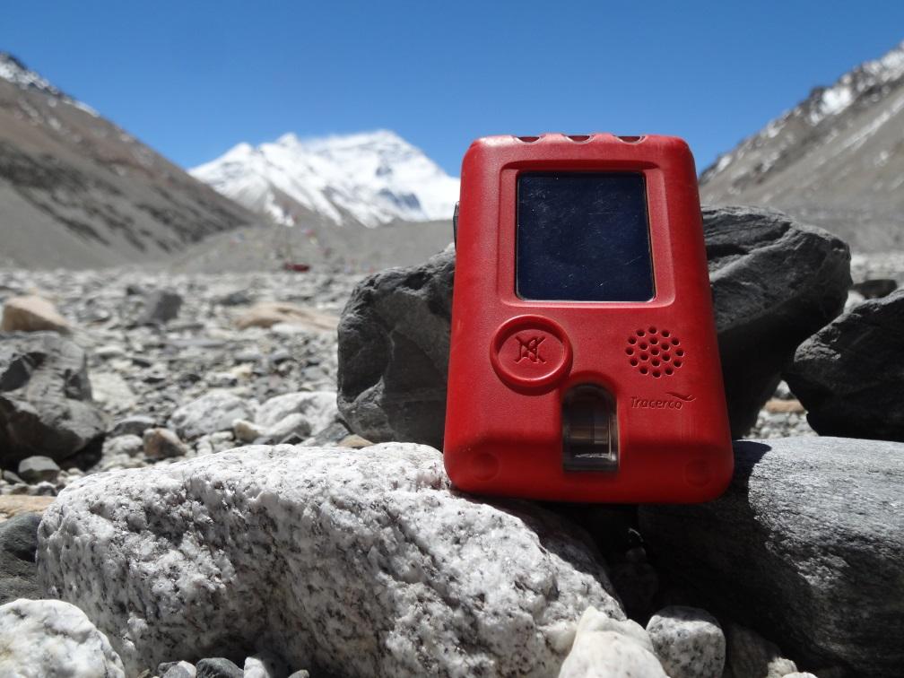 Everest climb dose measurement Tracerco T404 PED measured data 2 detectors went to