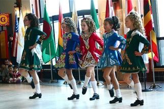 5 ( no class September 21) Session 2: November 2-December 7 (no class November 23) IRISH DANCE: (Ages 5-18 Years) Irish dance is a traditional form of dancing which originates from Ireland.