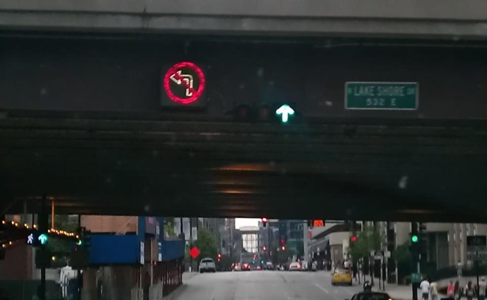 Example: Green Arrow + turn-prohibition sign (LED)