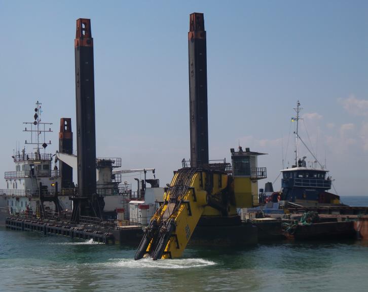 In 1977 an affiliated Macon Charter was founded, which deals with leasing and chartering dredgers including crew; the dredging experiences thus