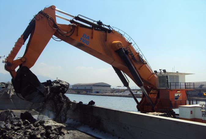 With the development of the Backacter, being world s first Marine dredging excavator, the performance of these specialized excavators has much increased and optimized in terms if production,
