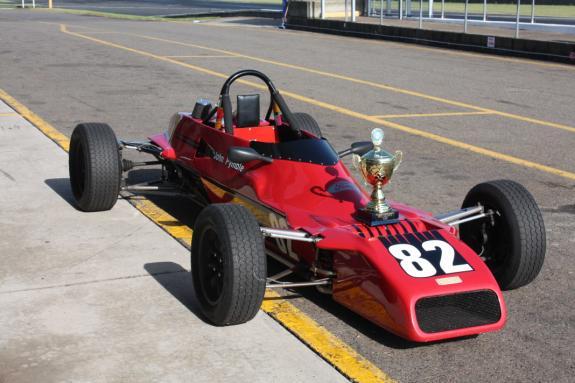 WHAT S ON IN HISTORIC FF 7/8 February-HSRCA Wakefield see Dec AHFF news for entry 13/15 March-VHRR Philip Island FF/40-1 see Dec AHFF news for entry 21/22 March NSW State RD 1 Eastern Creek LARNER -1