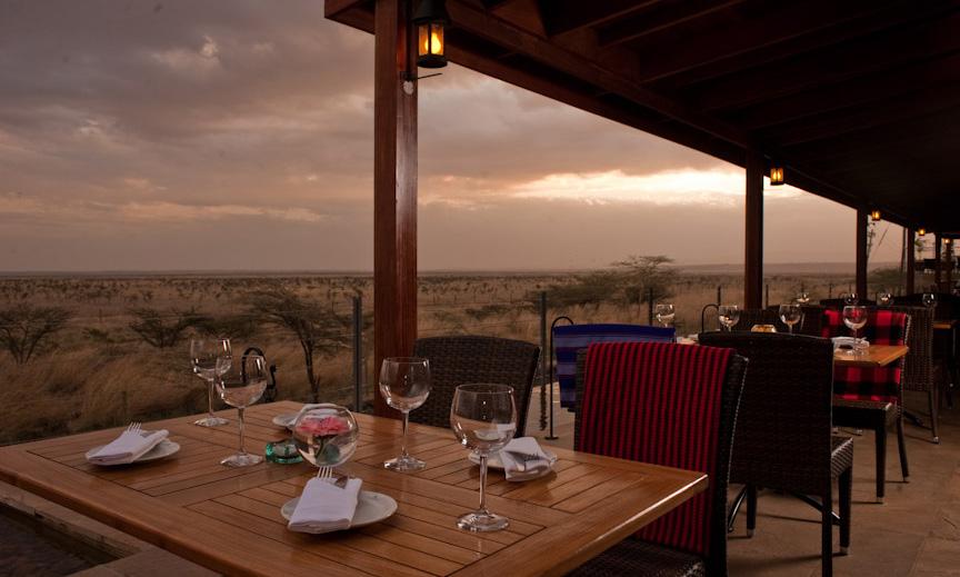 DAY 1 OLE SERENI HOTEL NAIROBI Ole Sereni Hotel Welcome to Kenya: Africa s original safari lands.