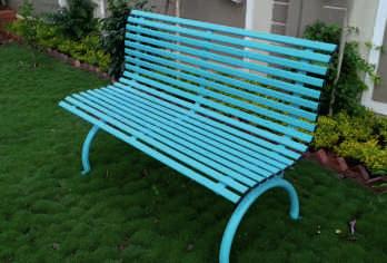 Garden Benches www.playglobal.in 16 PLAIN BENCH Code : BT 01 Product Area : 5 Ft.