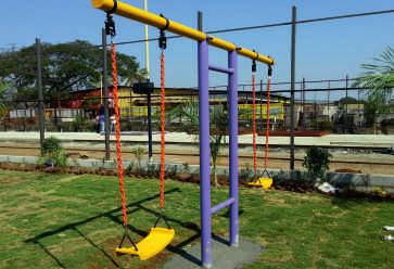 Play Area : 17 Ft. x 8 Ft. Ideal for : 2-14 Yrs.
