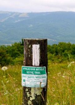 !! he Partnership for the National Trails System (PNTS) and the National Park Servie is asking people to #FindYourWay by sharing experienes on National Seni, Histori, and Rereational Trails.