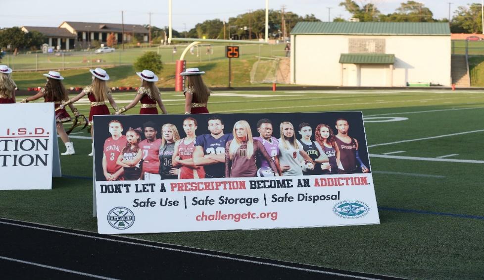 Diamond Sponsorship (unlimited) Two triangular sideline signs displayed at all varsity football games during the fall season.
