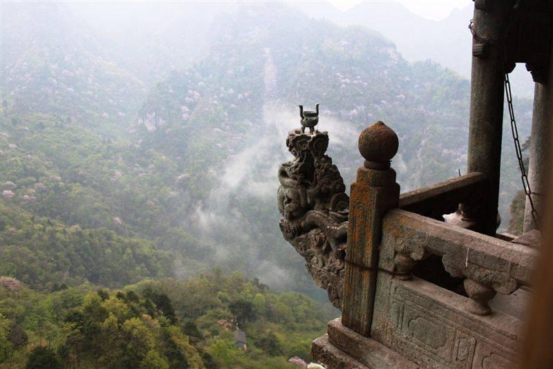 Third day: Arrive to Wudang Mountain,