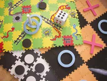 Snakes & Ladders Puzzle 1 Ring Quoits Cardboard carry box 1 Heavy duty Giant