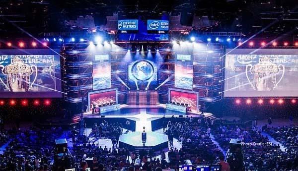 Emerging Gaming Category esports Emerging Gaming Daily Fantasy Sports Long history of traditional, season-long fantasy sports contests Daily version of fantasy sports reach mainstream in 2009 Achieve