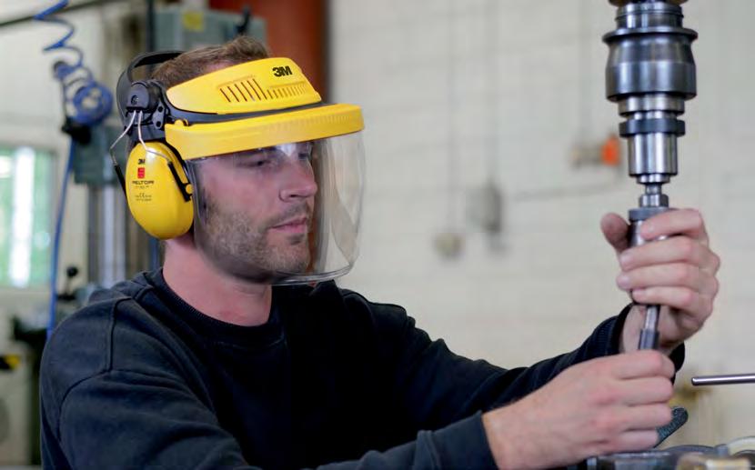 Protection and Comfort For Demanding Environments The 3M Headgear G500 provides a versatile and comfortable solution for wearers who require both face and hearing protection.