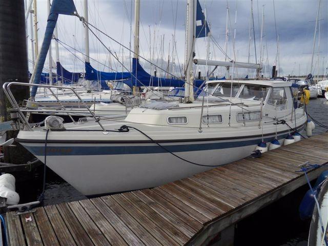 "Lyrisk" - LM 30 Location Largs, United Kingdom Build Price: 27,000 inc Vat Year: 1981 Builder: LM Boats International A/S Construction: GRP Keel Type: Fin Keel Dimensions Length: Beam: Min Draft: