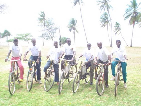 The riders at the coast: Peter Michubu Ngorue, Jessial Kiruja Kiraithe, Wilfred Mwiti,