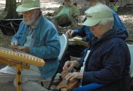 Eleanor Pushcar REMINDER SECTION Remember our web page at http://www.sdulcimer@wordpress.