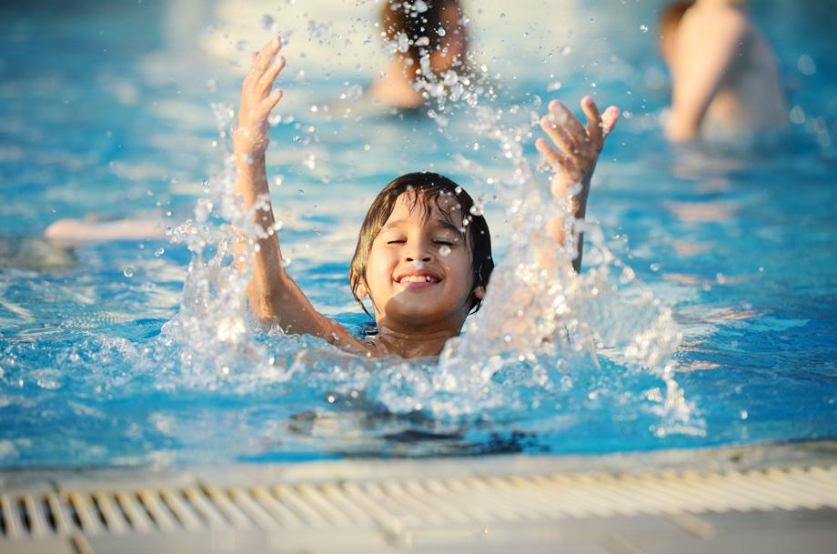 SCHOOL AGED (CONTINUED) Swim Kids Level 5 (5 yrs - 13 yrs) 5-13 yrs Swim Kids Level 3 (5 yrs - 13 yrs) Swimmers will work on swimming up to 15 metres.
