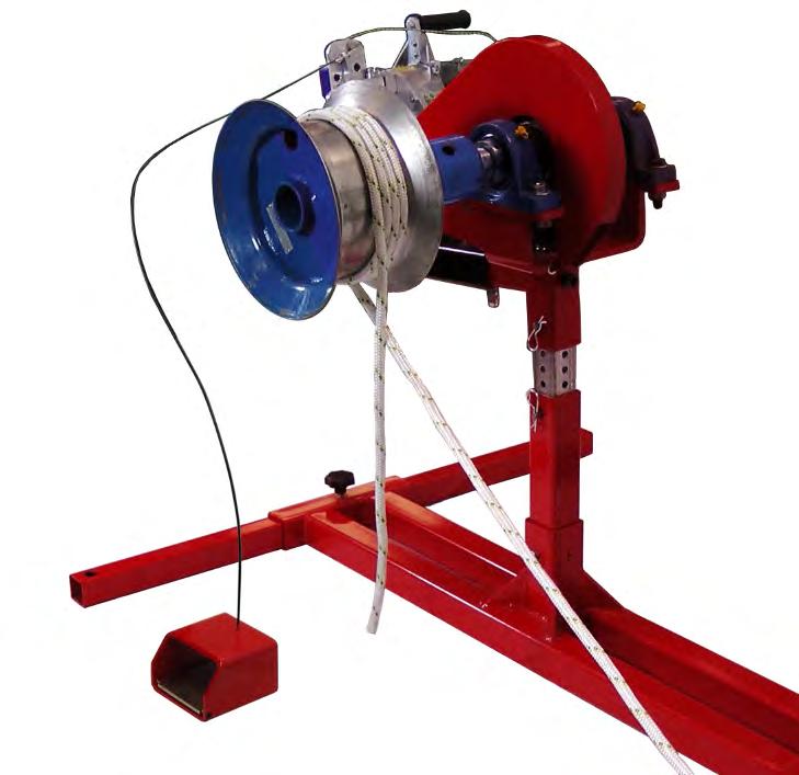 13 Cable Puller Wrap rope around capstan as shown and place foot pedal on capstan side of winch. 5 \ \ 14 Plug the TUF-Lugger into a 120 V, 15 A grounded outlet or extension cord.