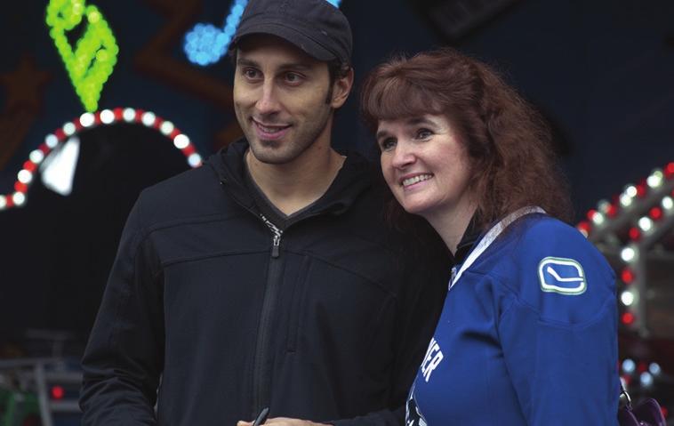 AS A CANUCKS SEASON TICKET HOLDER, YOU HAVE ACCESS TO EXCLUSIVE BENEFITS AT NO EXTRA COST TO YOU. Your custom benefits fall into two categories: Event Invitations and Special Opportunities.