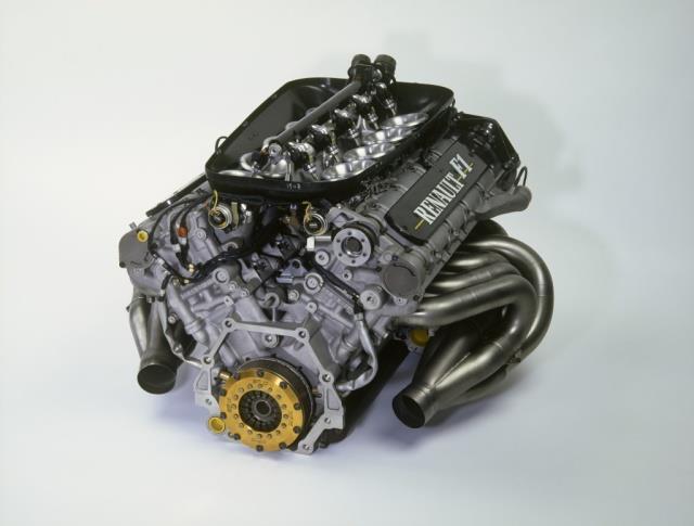 The RS5 engine, which generated 770hp at 13,600rpm, also powered the Ligiers of Martin Brundle and Mark Blundell.
