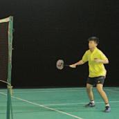 Schools Badminton Teachers MANUAL f. Backhand and Forehand Lift 1. Backhand Lift Where the shuttle goes When we use it Why we use it Net lifts travel from the forecourt to the rear court.