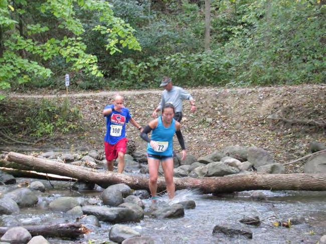 Coureurs de Bois (which means to run in the woods) offers four different distances for runners (4, 8, 12, or 16 miles), and two different distance for walkers (4 or 8 miles).