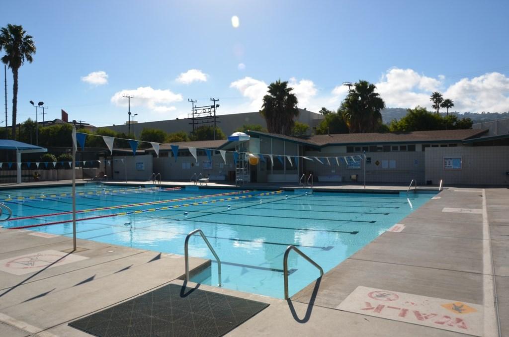 HOURS OF OPERATION POOL CLOSED MONDAYS September 7 - May Recreational and Lap Swimming (Lap lanes may be limited due to Programming) Tuesday - Friday... 20 yards Lap Lanes... 3:30 p.m. - 8:00 p.m. Saturday & Sunday.